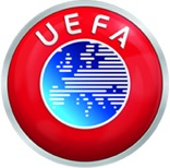 Logotipo de la UEFA: círculo rojo con un círculo azul más pequeño dentro. El círculo azul presenta un mapa de Europa. Las letras UEFA están en blanco sobre el círculo azul.